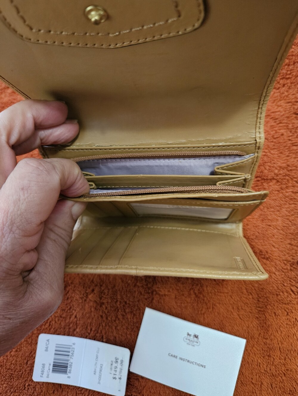 Coach Wallet - Picture 7 of 9